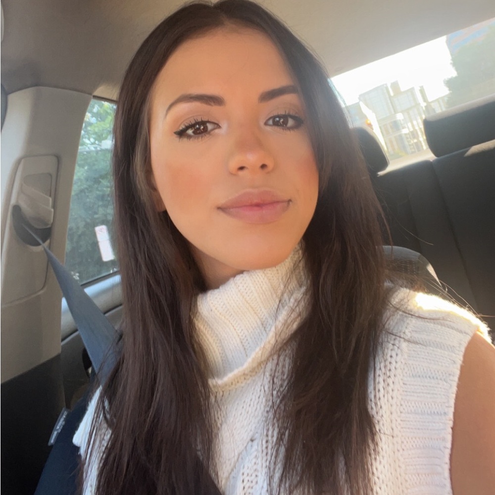 Meet your Posher, Alyssa